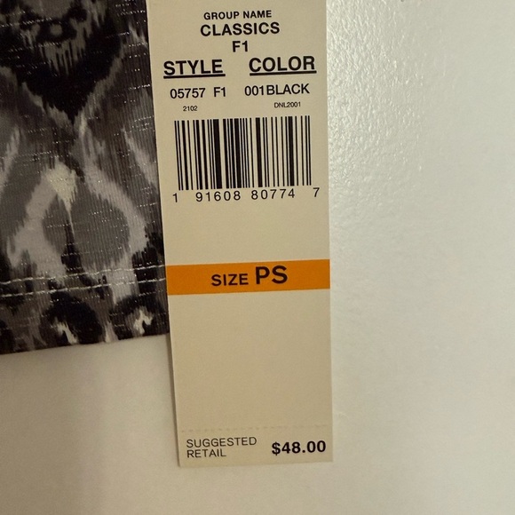 Alfred Dunner Women's Black and Gray Patterned Top - Picture 3 of 3